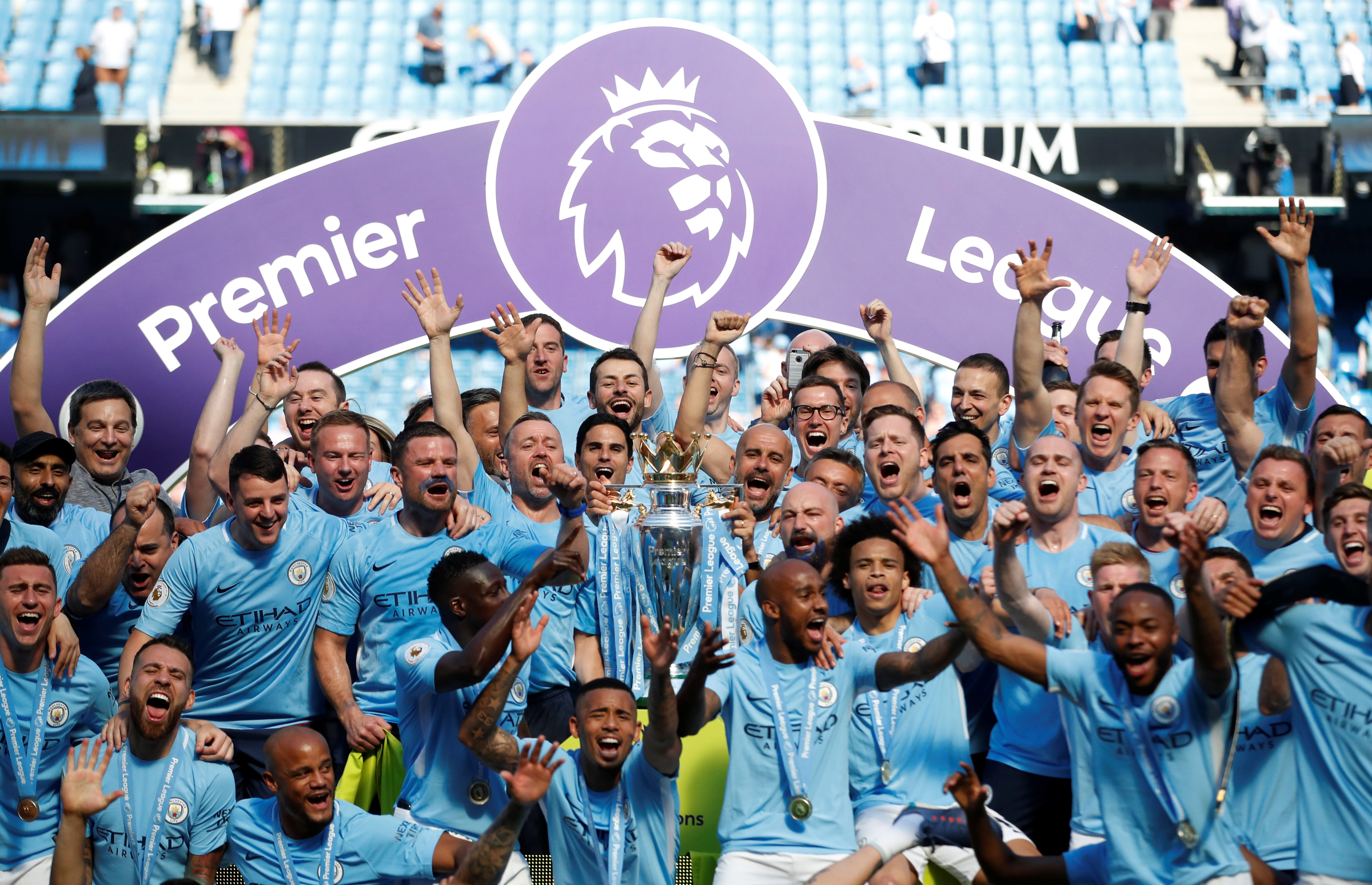 当一名年轻 当一名年轻